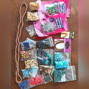 1 lb 4.8 oz Lot Jewelry Beads